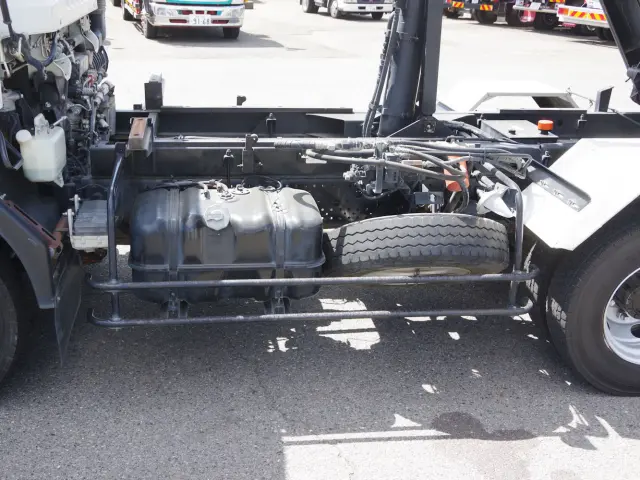 いすゞ フォワード TKG-FRR90S2(2WD)の写真18