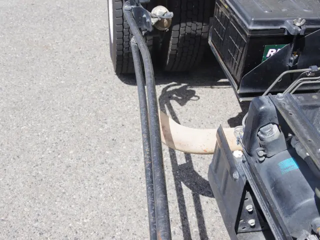 いすゞ フォワード TKG-FRR90S2(2WD)の写真25