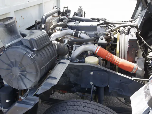 いすゞ フォワード TKG-FRR90S2(2WD)の写真27