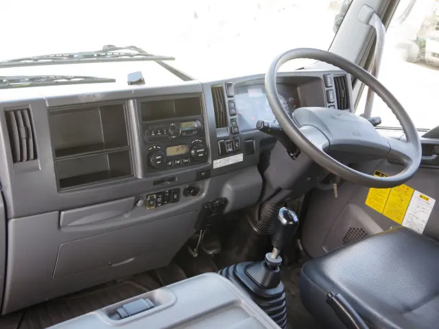 いすゞ フォワード TKG-FRR90S2(2WD)の写真30