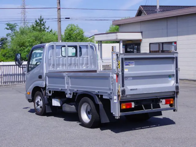 日野 デュトロ TKG-XZU675M(4WD)の写真3