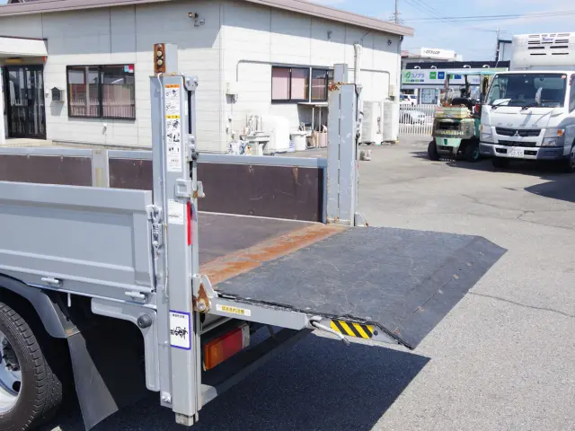 日野 デュトロ TKG-XZU675M(4WD)の写真11