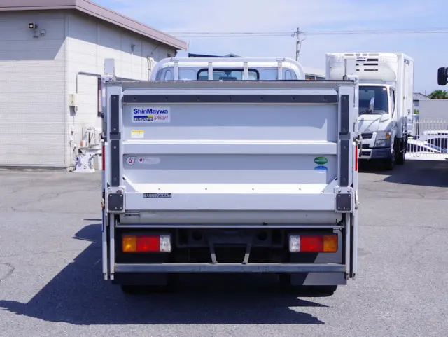 日野 デュトロ TKG-XZU675M(4WD)の写真17