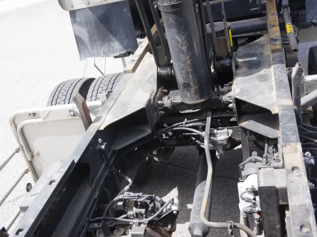 三菱 ファイター TKG-FK62FY(2WD)の写真8