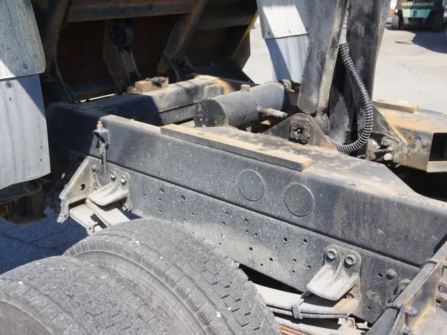 いすゞ フォワード TKG-FRR90S1(2WD)の写真6