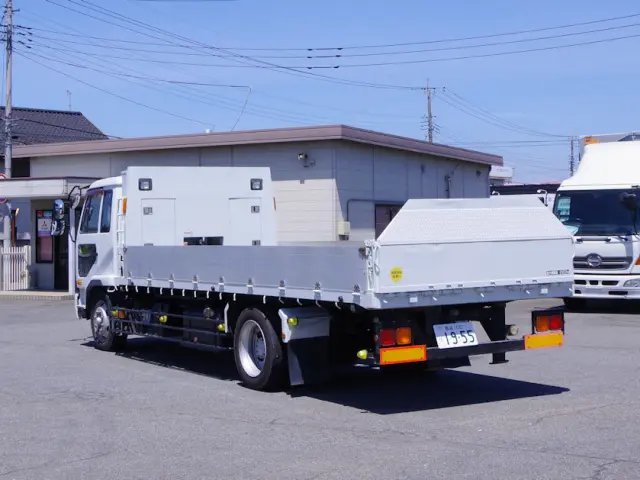 UD コンドル BDG-PK37D(2WD)の写真3