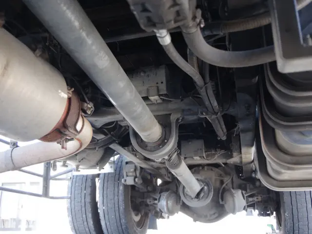 UD コンドル BDG-PK37D(2WD)の写真8