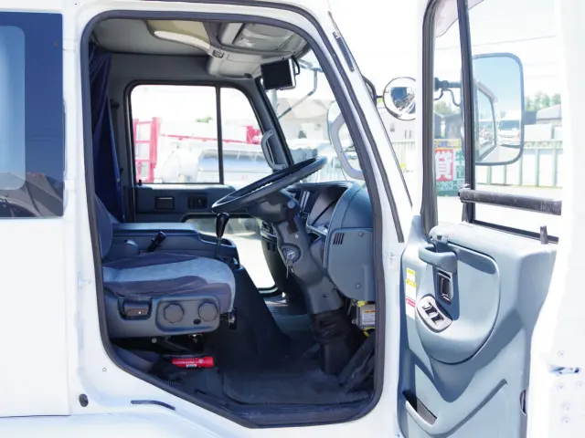 UD コンドル BDG-PK37D(2WD)の写真35