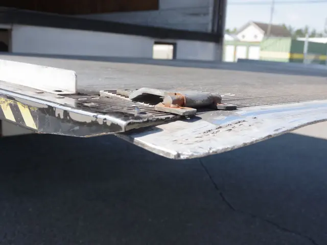 日野 レンジャー TKG-FD9JLAA(2WD)の写真24