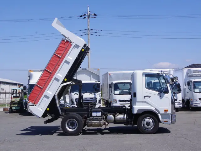 三菱 ファイター 2KG-FK72F(2WD)の写真9