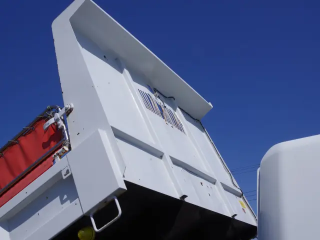 三菱 ファイター 2KG-FK72F(2WD)の写真11