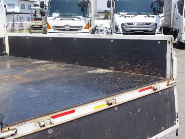 三菱 キャンター TPG-FDA50(4WD)の写真13
