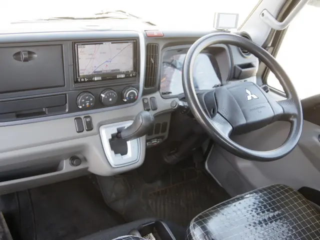 三菱 キャンター TPG-FDA50(4WD)の写真25