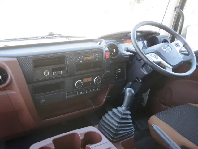 日野 レンジャー 2PG-FD2ABA(2WD)の写真28