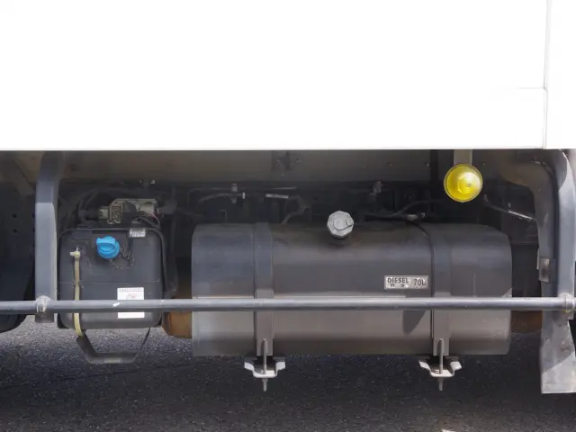 三菱 キャンター TPG-FBA50(2WD)の写真18