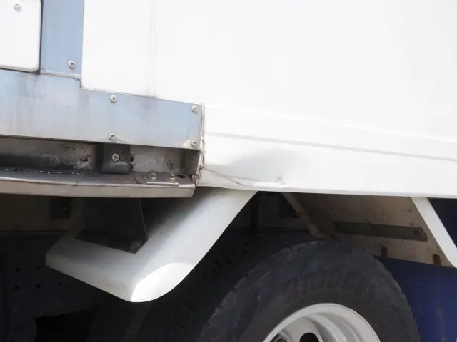 三菱 キャンター TPG-FBA50(2WD)の写真24