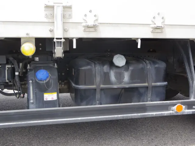 いすゞ フォワード 2RG-FRR90S2(2WD)の写真15