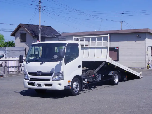 日野 デュトロ TDG-XZU722M(2WD)の写真1
