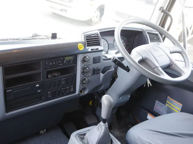 三菱 ファイター TKG-FK62FY(2WD)の写真20