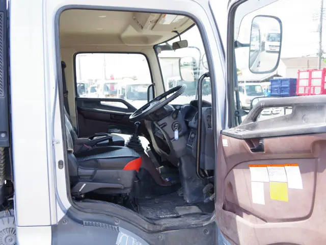 日野 レンジャー 2KG-FC2ABA(2WD)の写真29