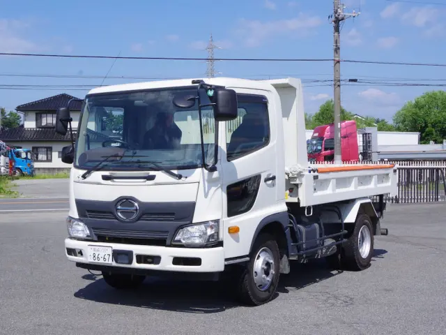 日野 レンジャー 2KG-FC2ABA(2WD)の写真1