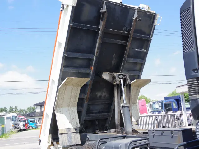 日野 レンジャー 2KG-FC2ABA(2WD)の写真11