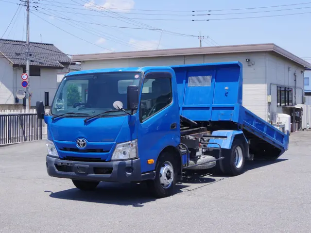 トヨタ ダイナ 2KG-XZU700A(2WD)の写真1