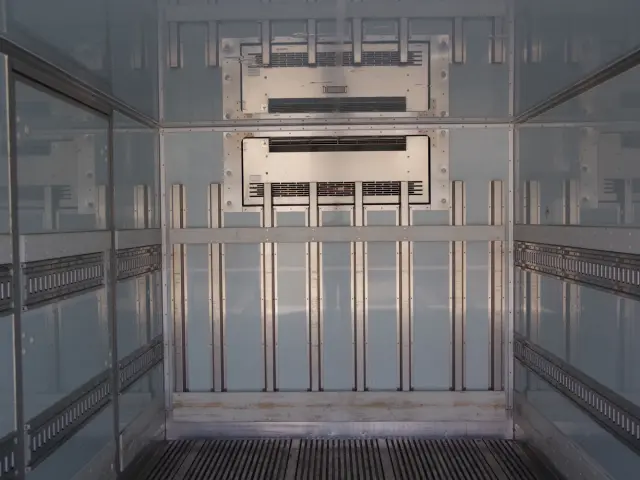 日野 レンジャー 2KG-FD2ABG(2WD)の写真13