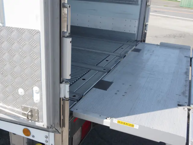 日野 レンジャー 2KG-FD2ABG(2WD)の写真18