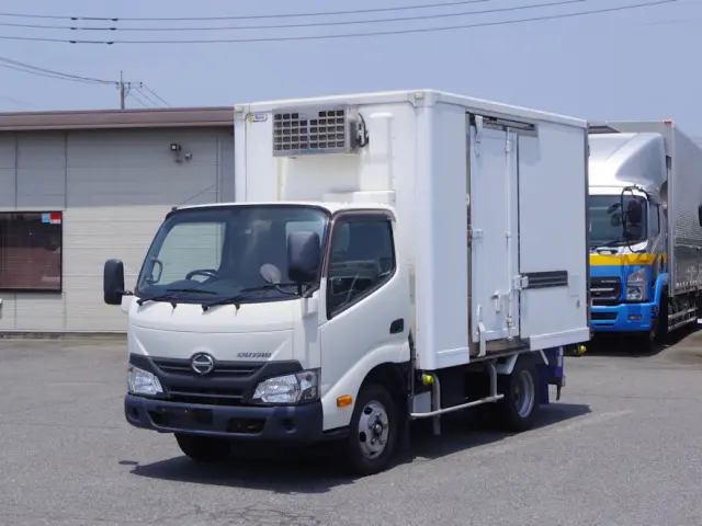 日野 デュトロ TKG-XZC605M(2WD)の写真1