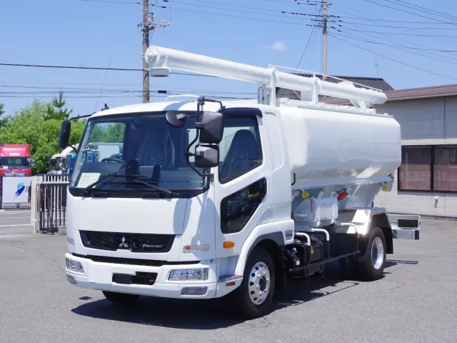 三菱 ファイター 2KG-FK62F(2WD)の写真1