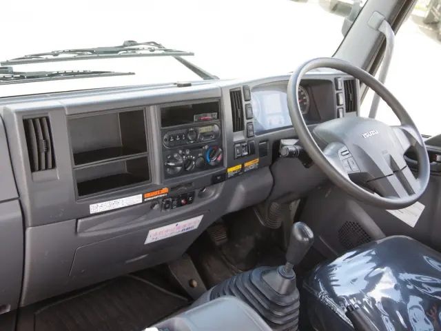 いすゞ フォワード 2PG-FRR90S1(2WD)の写真28