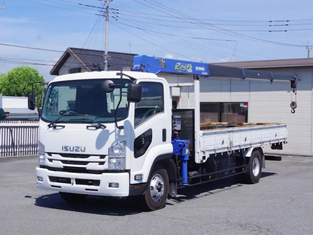 いすゞ フォワード TKG-FRR90S1(2WD)の写真1