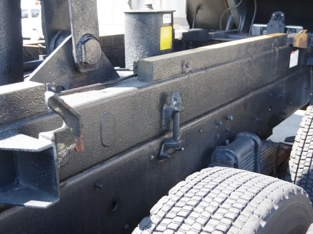 日野 プロフィア QKG-FS1EPBA(6x4)の写真7