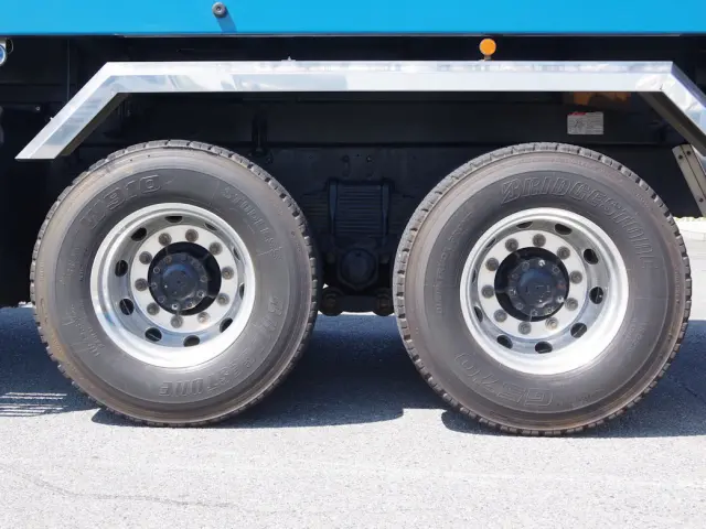 日野 プロフィア QKG-FS1EPBA(6x4)の写真18