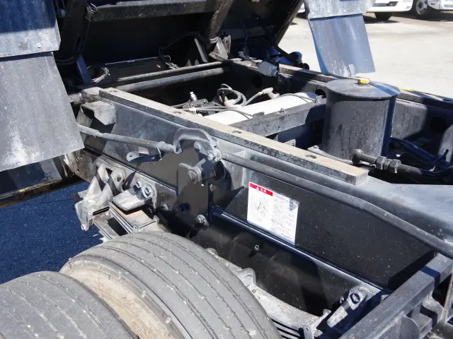 いすゞ フォワード 2RG-FTR90U2(2WD)の写真6