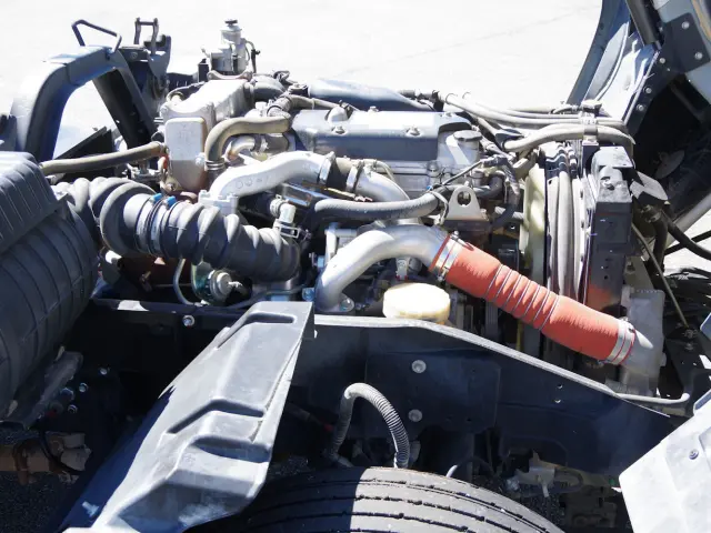 いすゞ フォワード 2RG-FTR90U2(2WD)の写真25