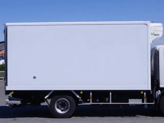 いすゞ エルフ 2RG-NPR88YN(2WD)の写真21