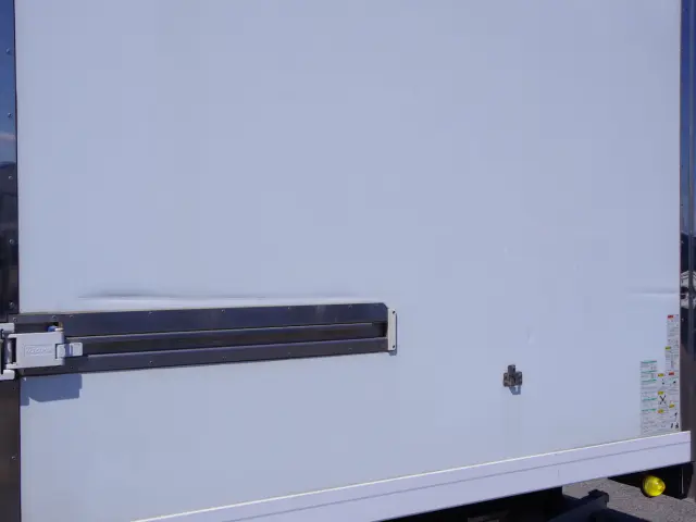 いすゞ エルフ 2RG-NPR88YN(2WD)の写真25