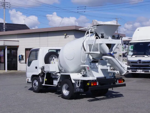 いすゞ エルフ TKG-NKR85N(2WD)の写真3