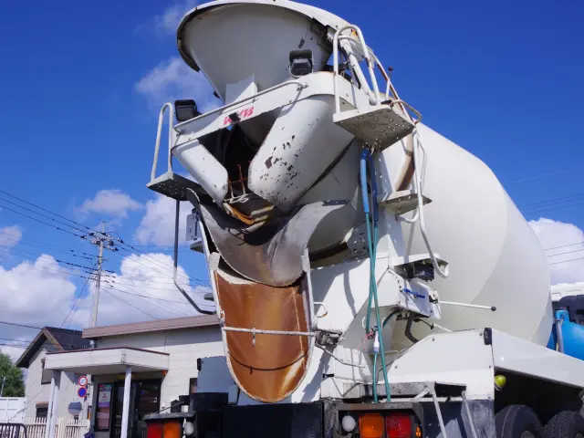 三菱 ファイター QDG-FQ62F(2WD)の写真10