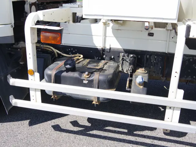 三菱 ファイター QDG-FQ62F(2WD)の写真16