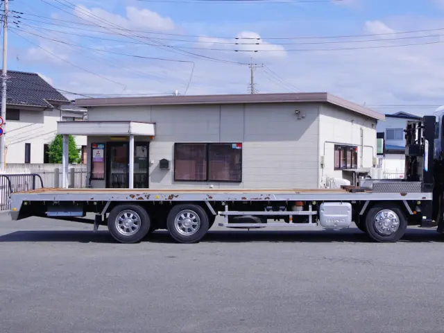 日野 プロフィア QPG-FW1EWEA(8x4)の写真15