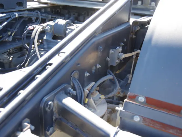 いすゞ ギガ 2KG-EXD52CD(2WD)の写真7