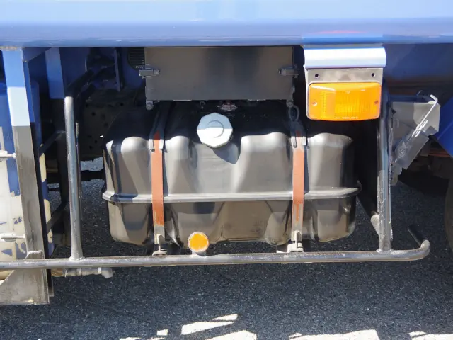 いすゞ フォワード TKG-FRR90S2(2WD)の写真17