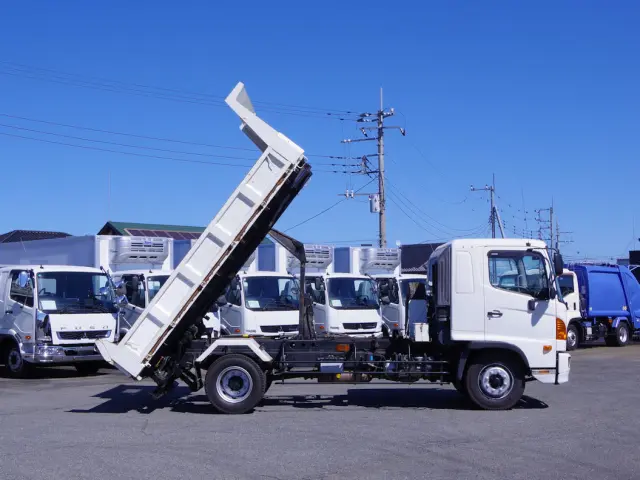 日野 レンジャー QKG-FE7JGAA(2WD)の写真9