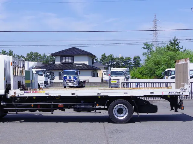 いすゞ フォワード LKG-FTR90S2(2WD)の写真21
