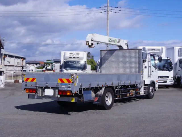 三菱 ファイター QKG-FK62FZ(2WD)の写真4