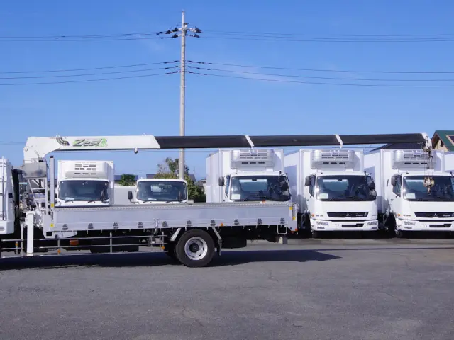 三菱 ファイター QKG-FK62FZ(2WD)の写真9