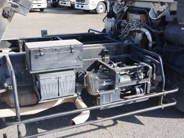 いすゞ フォワード TKG-FRR90S1(2WD)の写真14